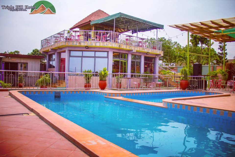 Hotel Pool
